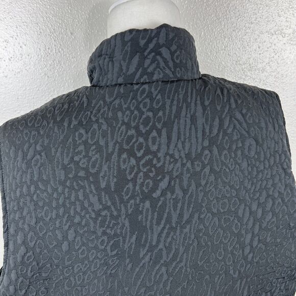 Weekends by Chico's Puffer Vest Women Extra Large Grey Snap Button Outerwear - Picture 12 of 14